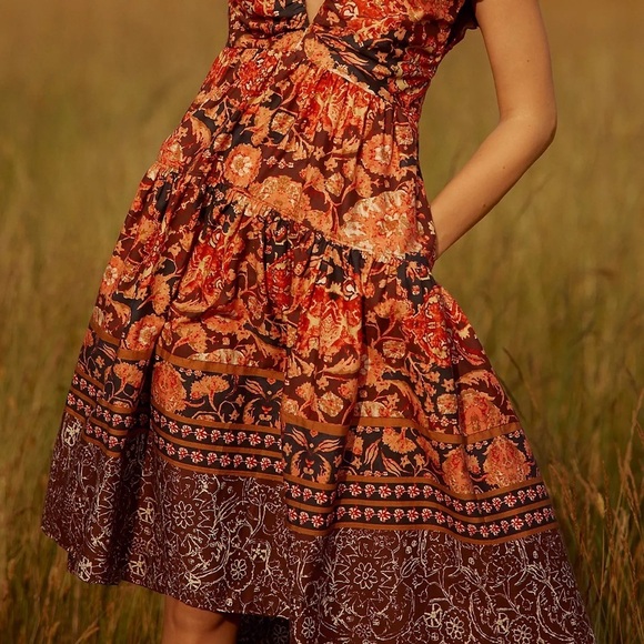 ANTHROPOLOGIE Floral Pleated Bodice Tiered V-Neck Babydoll Dress Red Size 8 NWT - Picture 7 of 9